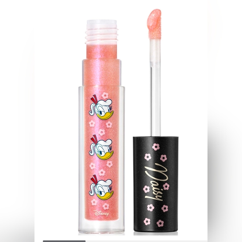 MAC LIPGLASS / M·A·C X DISNEY MINNIE & DAISY Out On The Town/Beige pink shimmer.